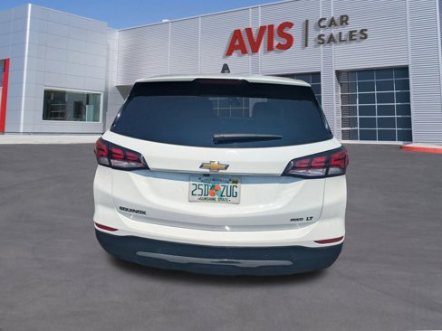 Used 2024 Chevrolet Equinox LT image 6