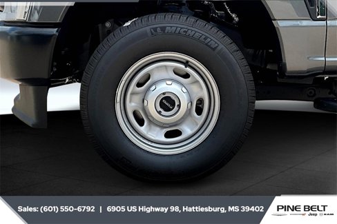 Used 2025 Ford F250 XL image 7