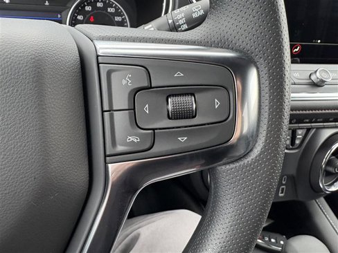 New 2025 Chevrolet Blazer LT w/ Midnight/Sport Edition image 21
