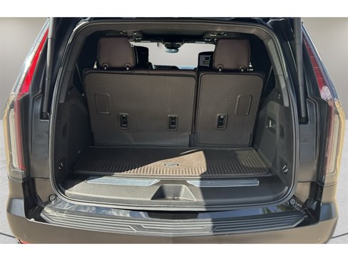 Used 2024 Cadillac Escalade Sport Platinum w/ LPO, ONYX Package image 23