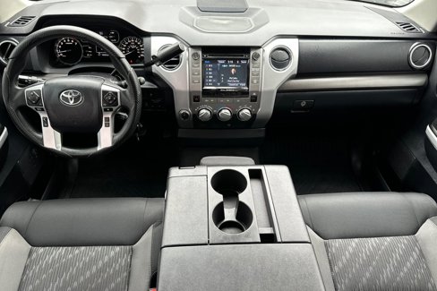 Used 2018 Toyota Tundra SR5 image 15