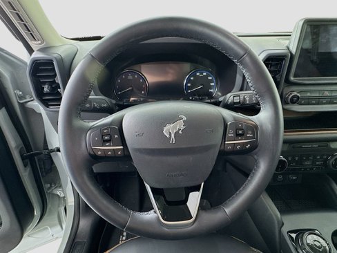 Used 2024 Ford Bronco Sport Outer Banks image 11