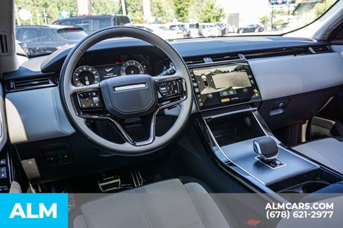 Used 2025 Land Rover Range Rover Velar Dynamic SE image 27
