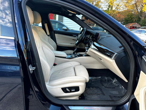 Used 2019 BMW 530i w/ Convenience Package image 22