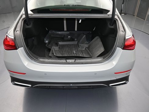 Used 2025 Mercedes-Benz E 350 Sedan image 46