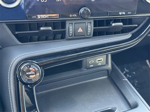Used 2025 Lexus NX 250 FWD image 14