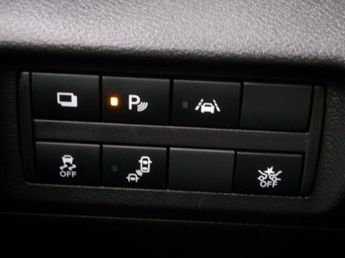 Certified 2024 Nissan Kicks S image 28