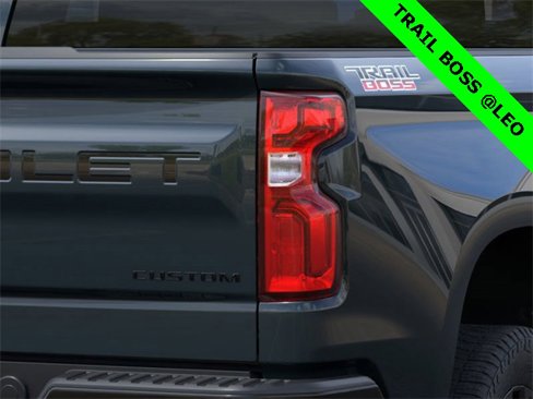 New 2026 Chevrolet Silverado 1500 Custom Trail Boss w/ LPO, Dark Essentials Package image 11