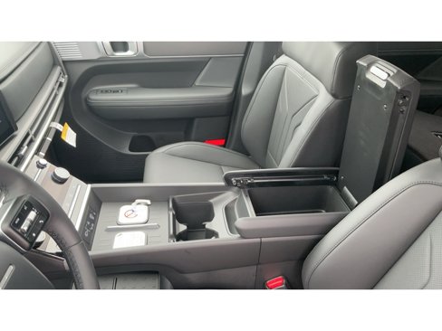 New 2026 Hyundai Santa Fe SEL image 12