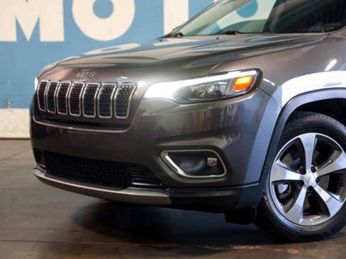 Used 2020 Jeep Cherokee Limited image 44
