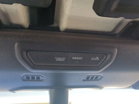Used 2022 Jeep Wrangler Unlimited Sahara w/ Cold Weather Group image 23