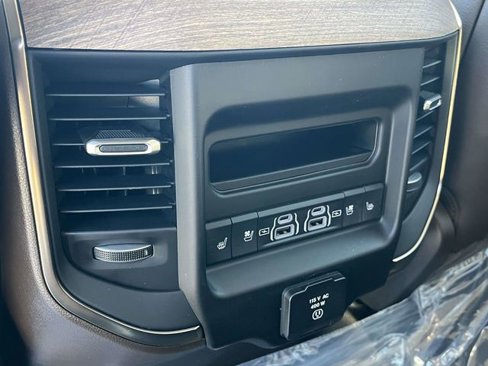 New 2026 RAM 1500 Limited image 16
