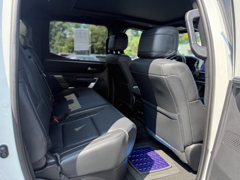 Used 2024 Toyota Tundra Platinum image 18