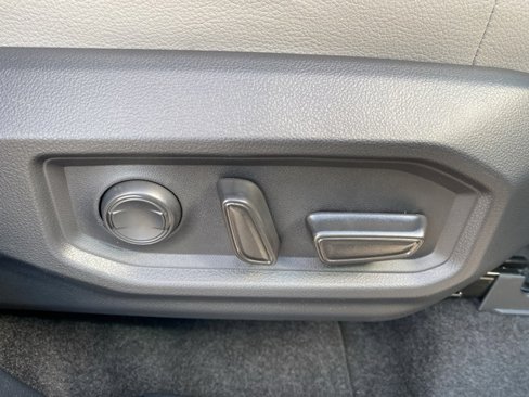 New 2026 Toyota Tundra SR5 image 18