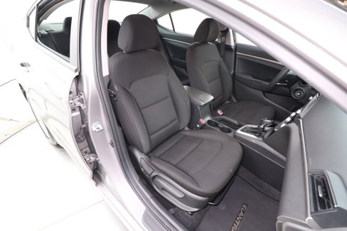 Used 2020 Hyundai Elantra SE w/ Cargo Package (C1) image 17