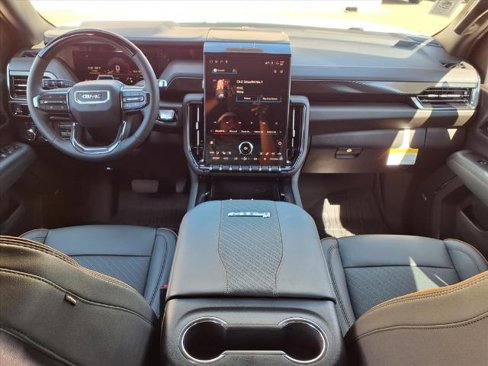 New 2026 GMC Yukon AT4 image 4
