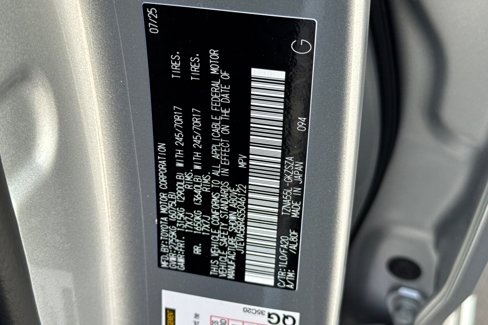 New 2025 Toyota 4Runner SR5 image 34