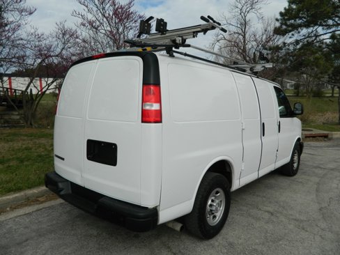 Used 2019 Chevrolet Express 2500 w/ Communications Package image 7