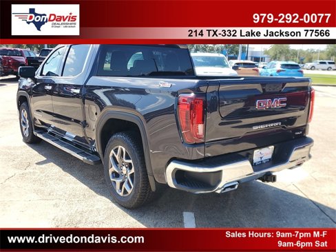 New 2026 GMC Sierra 1500 SLT image 5