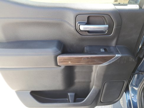 Used 2019 Chevrolet Silverado 1500 LT Trail Boss image 8