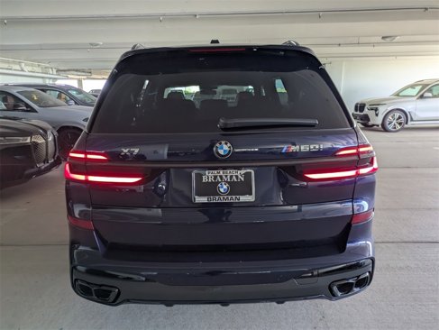 New 2026 BMW X7 M60i image 5