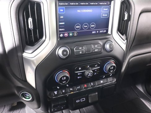 Used 2023 Chevrolet Silverado 2500 LT w/ Convenience Package image 16