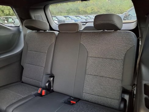 New 2026 Chevrolet Traverse LT w/ Driver Confidence Package image 14