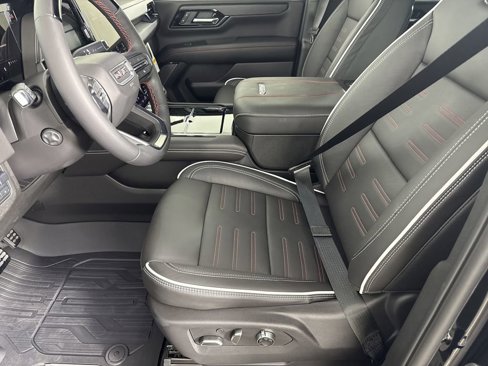 New 2025 GMC Yukon XL AT4 Ultimate image 8