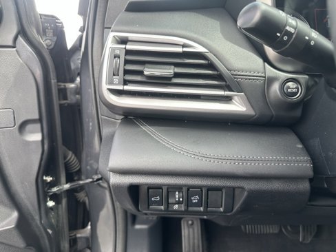 Used 2024 Subaru Outback Limited image 28