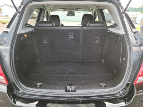 Used 2022 Chevrolet Trax LT w/ Driver Confidence Package image 18