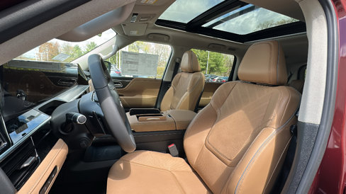 New 2025 INFINITI QX80 Luxe image 8