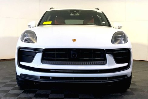 New 2026 Porsche Macan image 10
