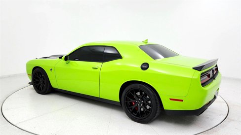 Used 2015 Dodge Challenger SRT Hellcat image 2