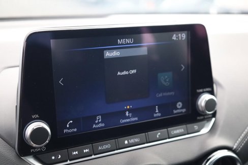 New 2025 Nissan Sentra SV w/ Trunk Package image 19