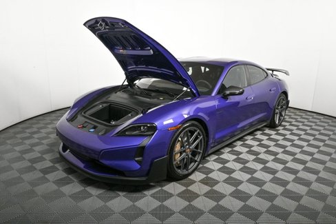 Used 2025 Porsche Taycan Turbo GT image 30