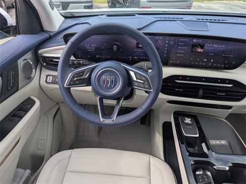 Used 2026 Buick Enclave Avenir image 18