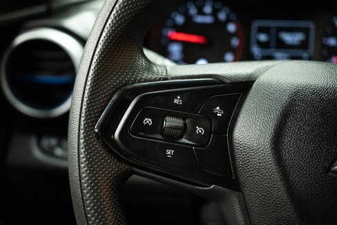 Used 2025 Chevrolet Trax LS image 24