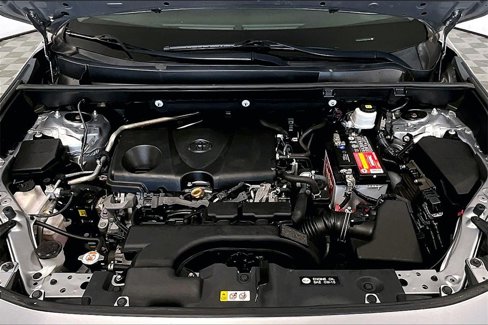 Used 2019 Toyota RAV4 XLE image 9