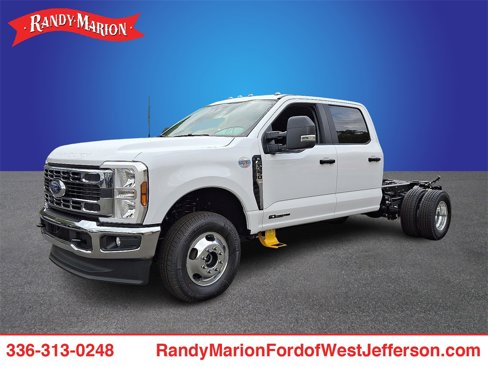 New 2026 Ford F350 XL image 1