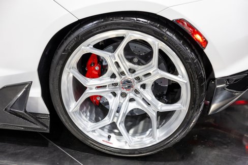 Used 2024 Lamborghini Revuelto image 40