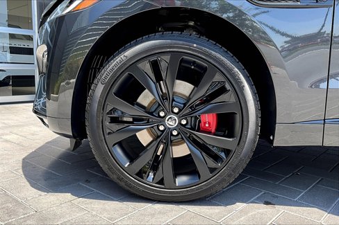 New 2026 Jaguar F-PACE R-Dynamic S image 12