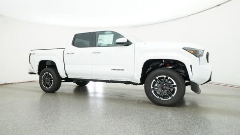 New 2025 Toyota Tacoma TRD Sport image 28
