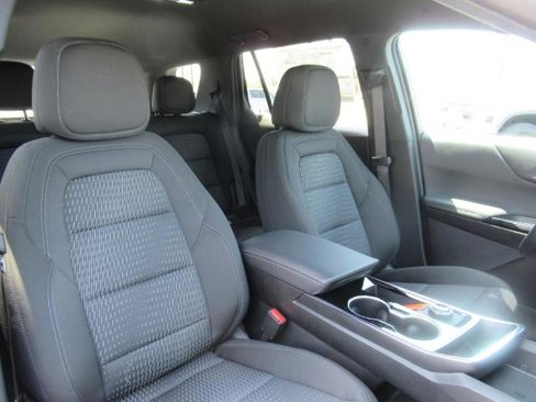 New 2026 Chevrolet Equinox LT image 8