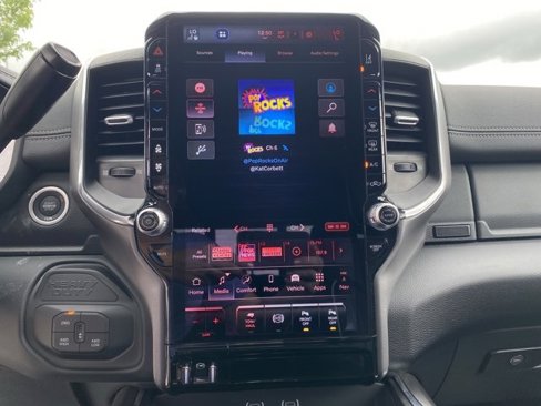 New 2025 RAM 3500 Laramie image 11