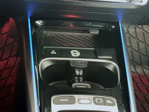 Used 2025 Mercedes-Benz GLA 250 image 25