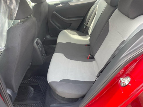 Used 2017 Volkswagen Jetta S image 15