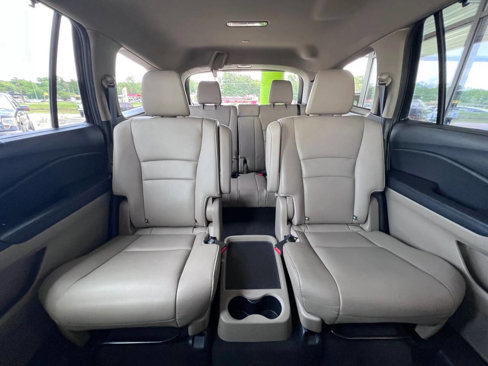 Used 2020 Honda Pilot Touring image 14