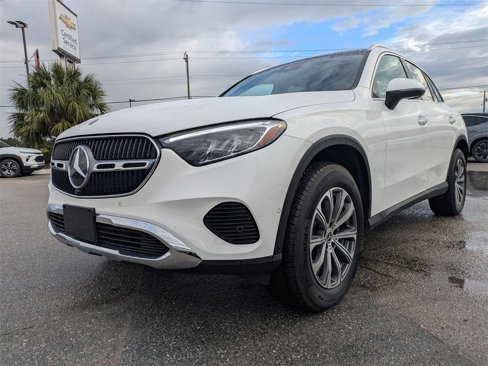 Used 2025 Mercedes-Benz GLC 300 4MATIC image 7