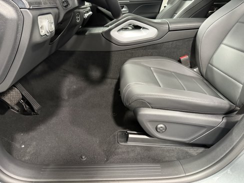 New 2026 Mercedes-Benz GLE 450 4MATIC image 11