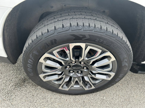 Used 2023 GMC Yukon XL Denali Ultimate w/ LPO, Floor Liner Package image 34